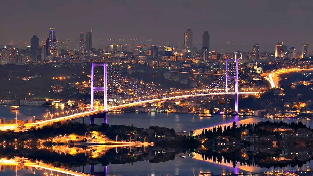 İstanbul'da kamyonların Trafiğe Çıkış Saatleri